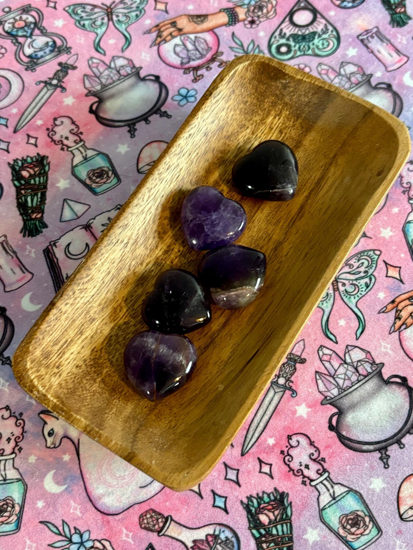 Amethyst Heart Stone * Amethyst * Tumbled Stones * Crystals * Witchcraft * Tumbled Crystals * Wiccan * Pagan * Witch