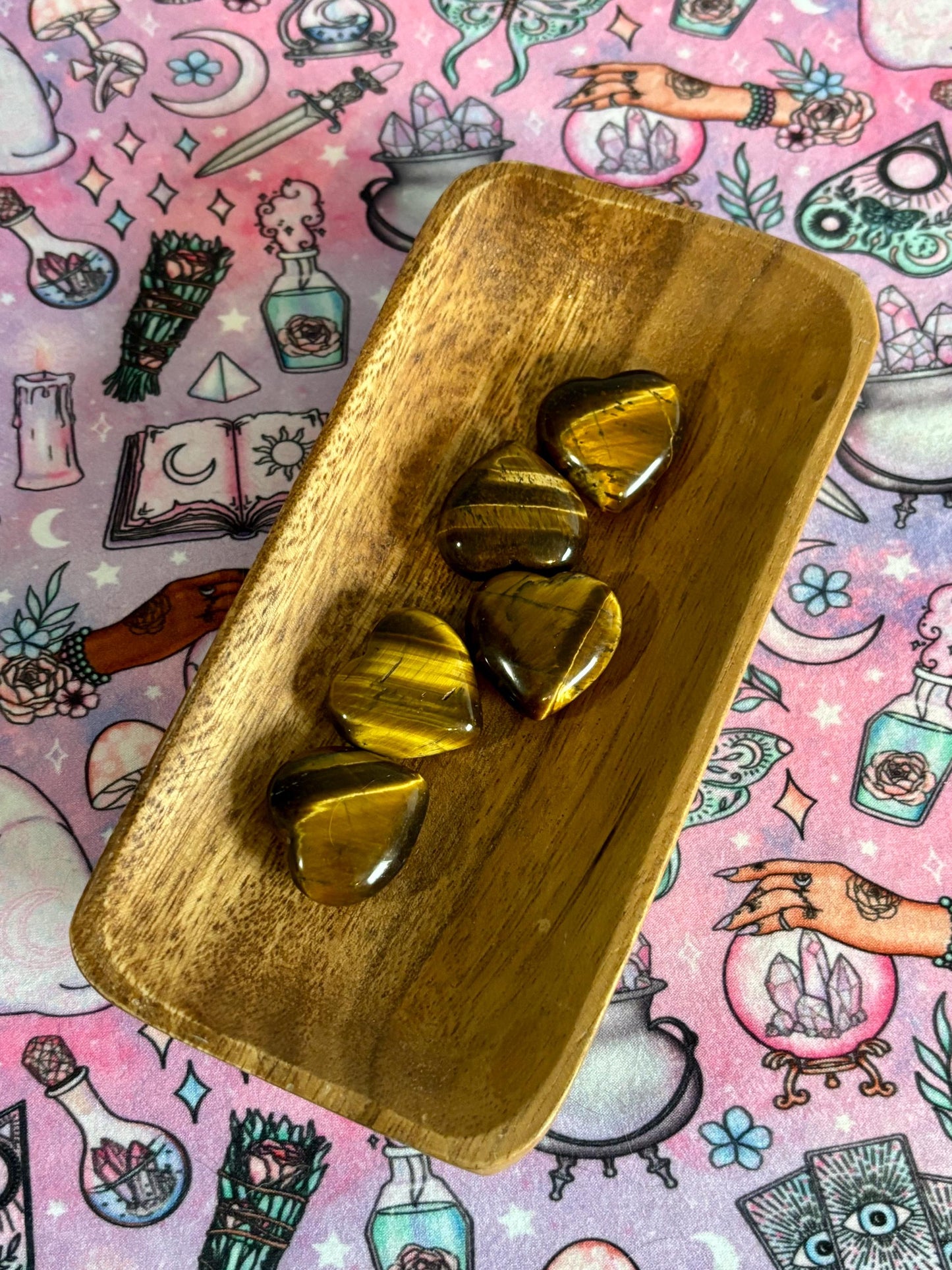 Tiger's Eye Heart * Tiger's Eye * Heart Crystals * Crystals * Witchcraft * Tumbled Crystals * Wiccan * Pagan * Witch