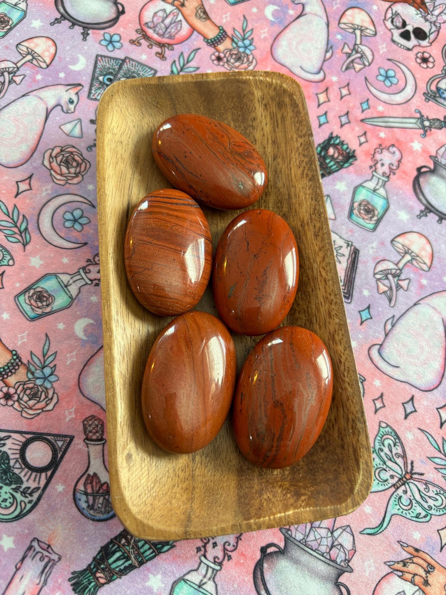 Red Jasper Palm Stone* Crystals * Witchcraft * Wiccan * Pagan * Altar Decoration * Spiritual Gift * Witch