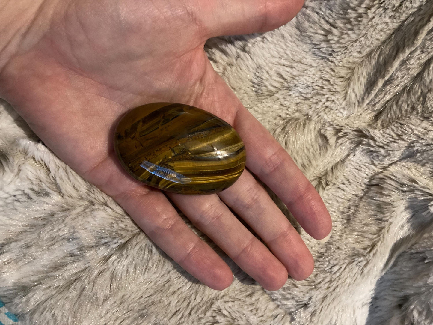 Tigers Eye Palm Stone* Crystals * Witchcraft * Wiccan * Pagan * Altar Decoration * Spiritual Gift * Witch