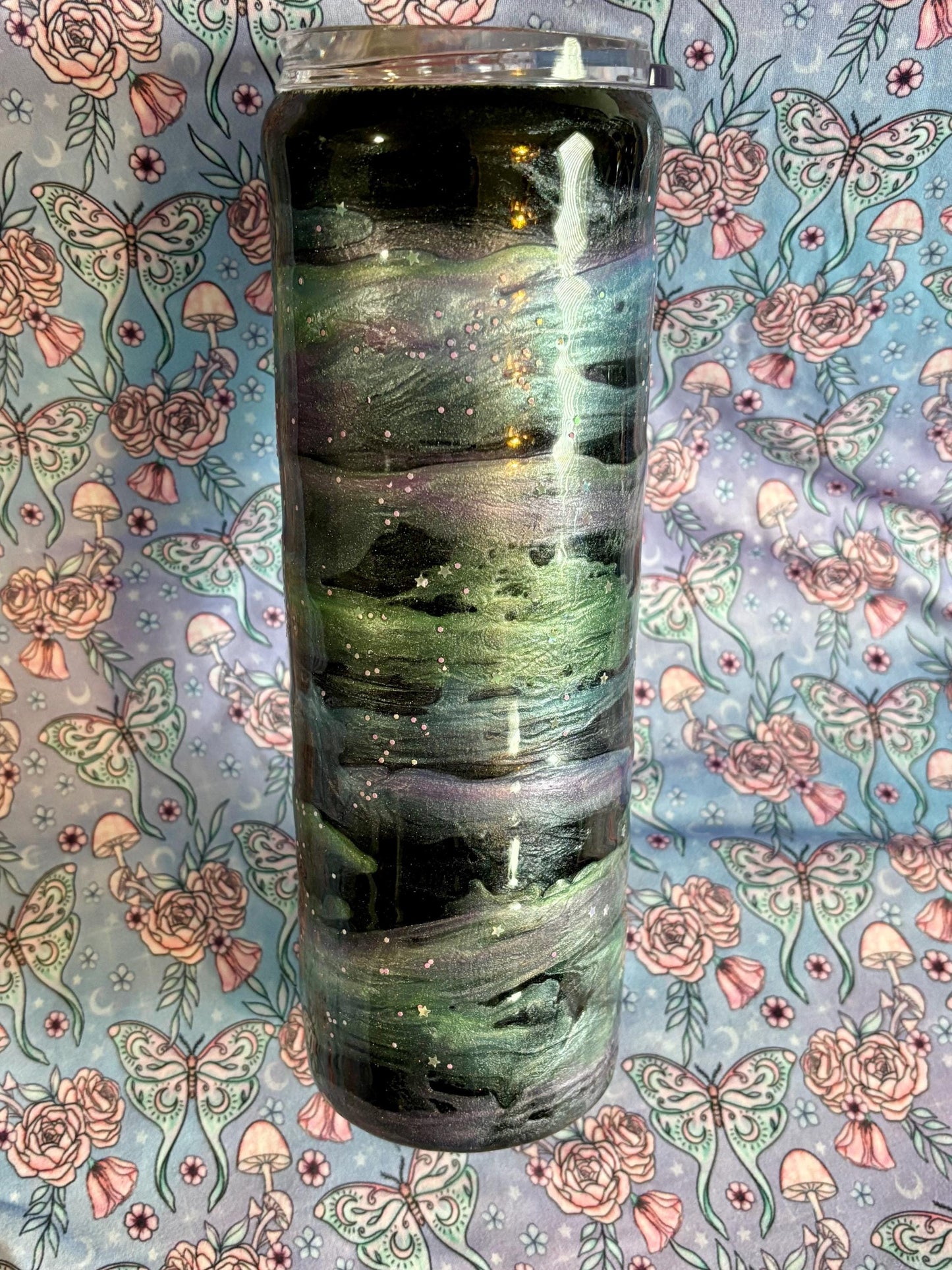 Swirl Epoxy Tumbler ~ Epoxy Tumbler ~ 30 oz. Tumbler ~ Custom Tumblers ~ Gifts~ Teacher Gift ~ Bridal Gifts ~ Birthday Gift ~ Drink Gift