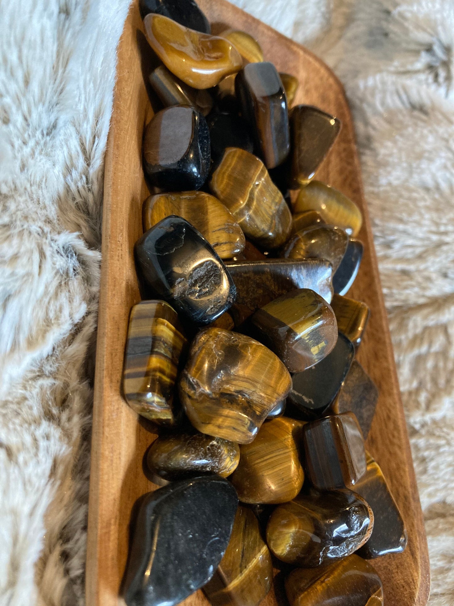 Tiger's Eye Tumbled Stone * Tiger's Eye * Tumbled Stones * Crystals * Witchcraft * Tumbled Crystals * Wiccan * Pagan * Witch