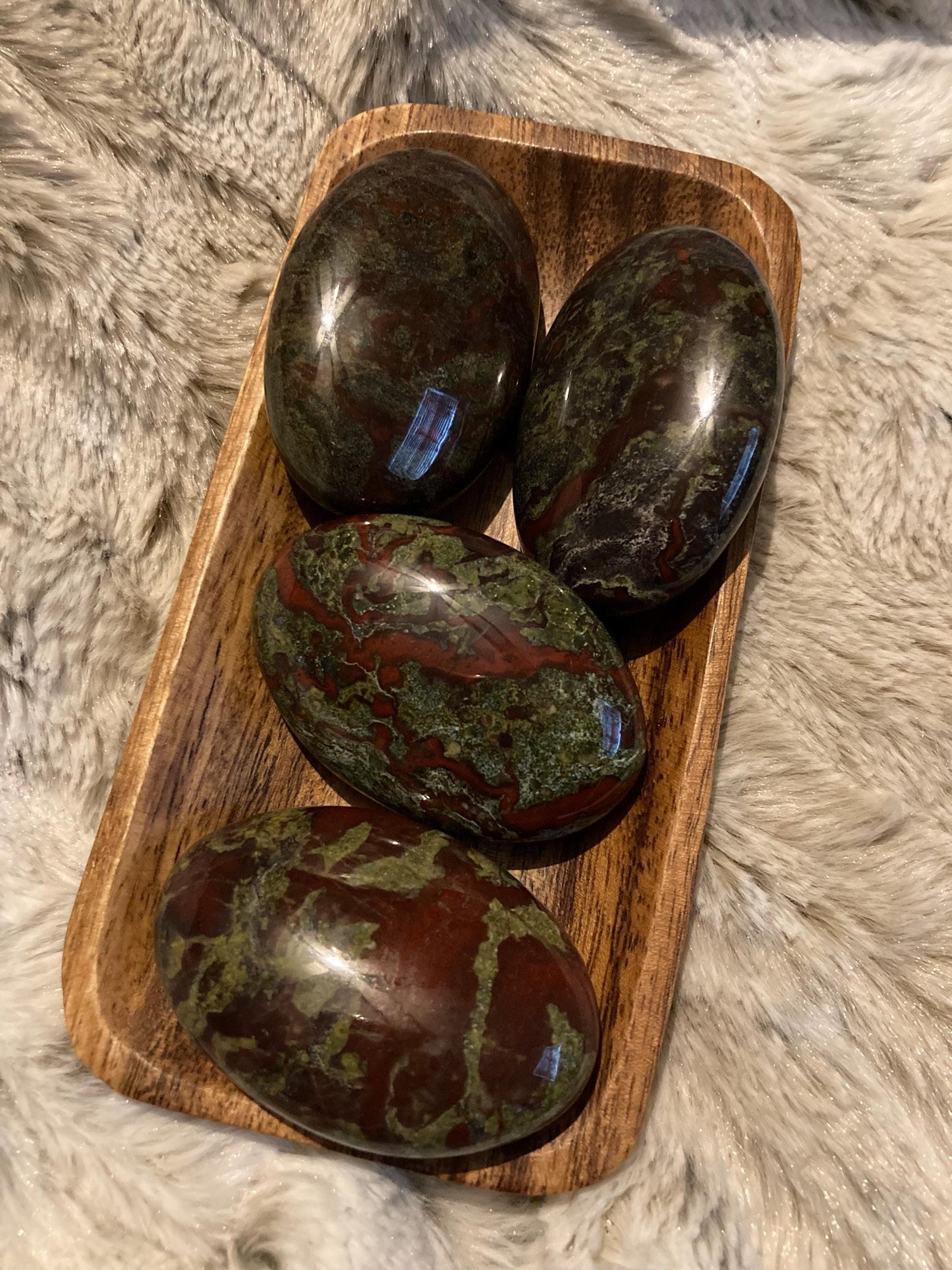 Dragon Blood Palm Stone* Crystals * Witchcraft * Wiccan * Pagan * Altar Decoration * Spiritual Gift * Witch