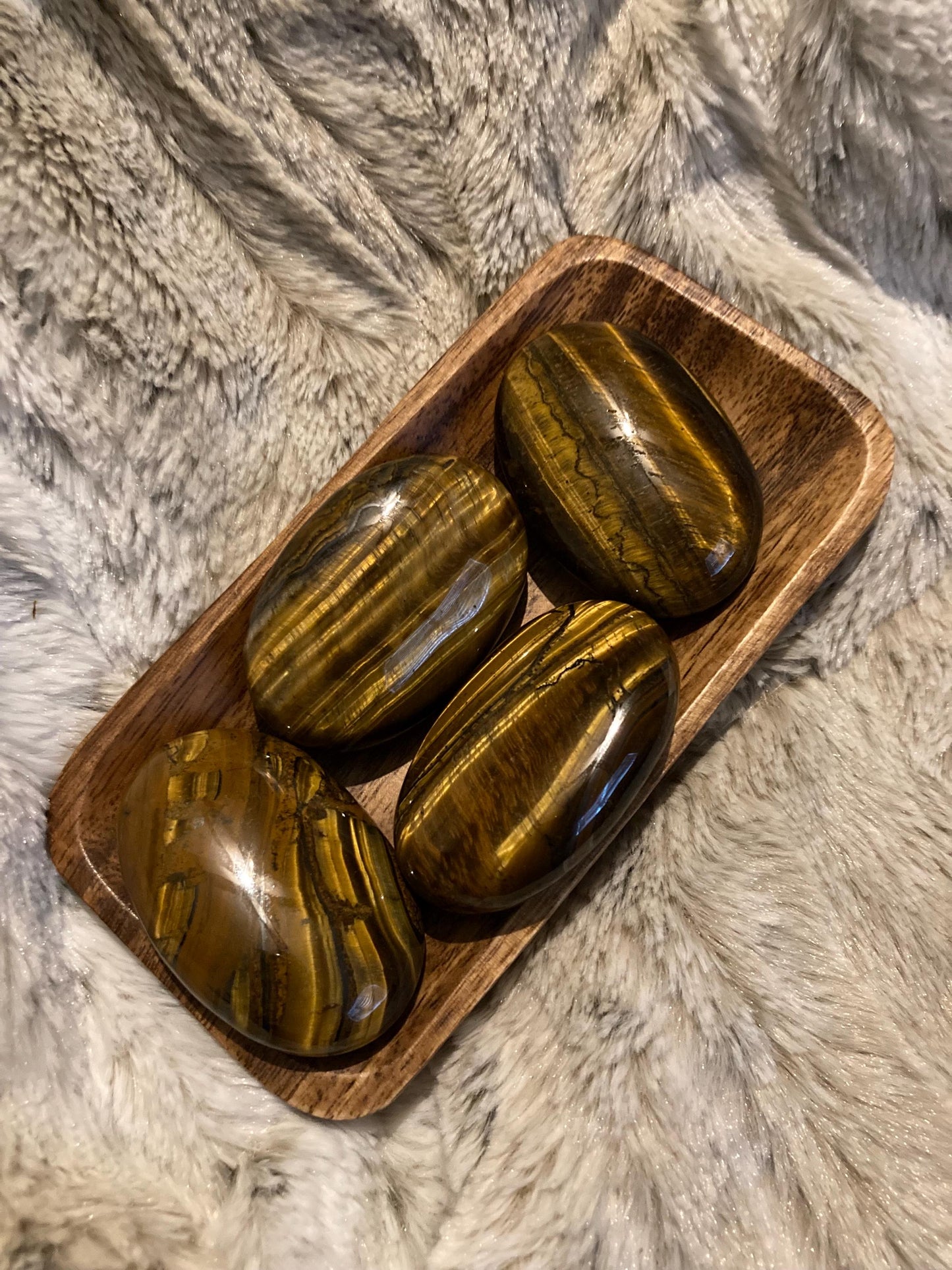 Tigers Eye Palm Stone* Crystals * Witchcraft * Wiccan * Pagan * Altar Decoration * Spiritual Gift * Witch