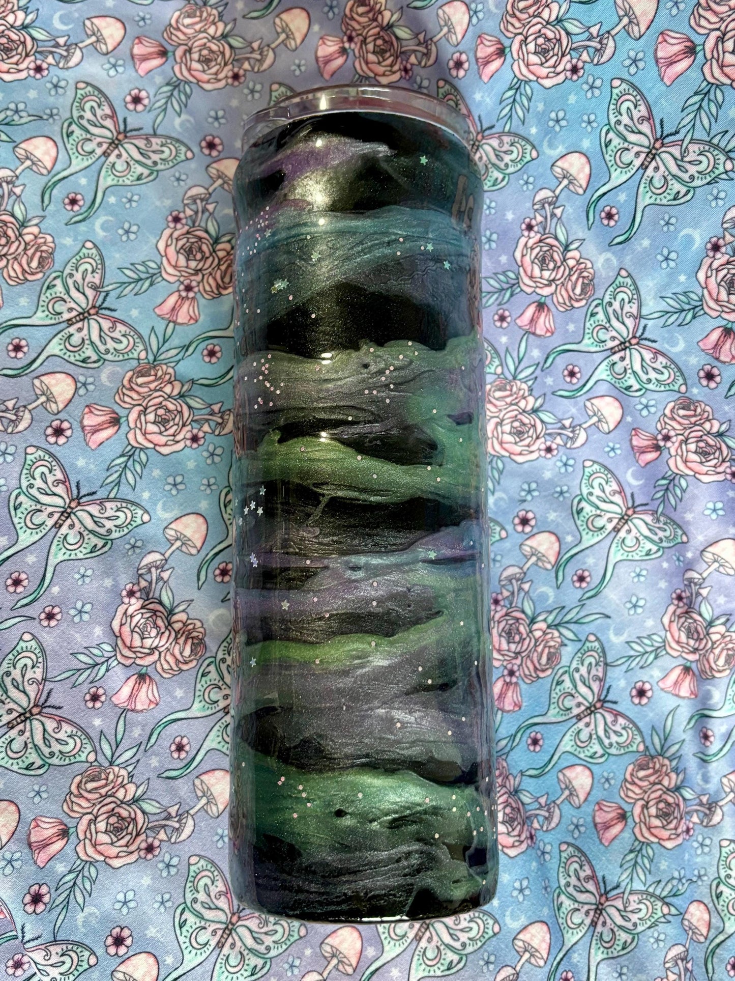 Swirl Epoxy Tumbler ~ Epoxy Tumbler ~ 30 oz. Tumbler ~ Custom Tumblers ~ Gifts~ Teacher Gift ~ Bridal Gifts ~ Birthday Gift ~ Drink Gift