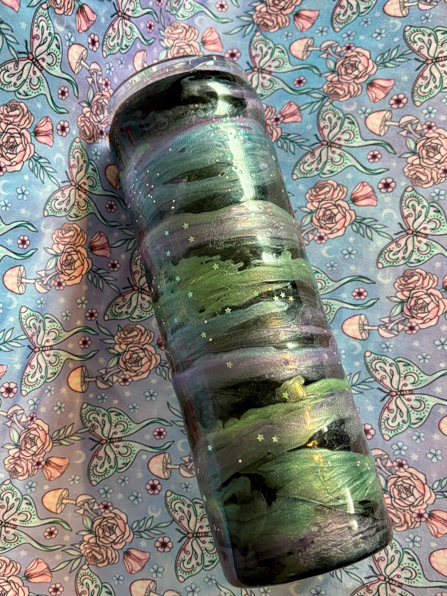 Swirl Epoxy Tumbler ~ Epoxy Tumbler ~ 30 oz. Tumbler ~ Custom Tumblers ~ Gifts~ Teacher Gift ~ Bridal Gifts ~ Birthday Gift ~ Drink Gift