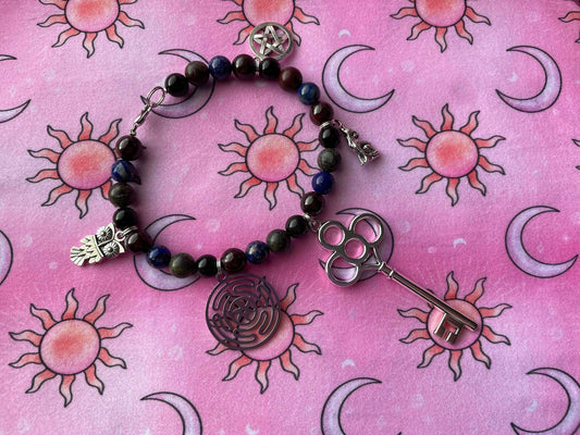 Hekate Devotional Bracelet ~ Hekate Crystal Bracelet ~ Hekate Offering Gift ~ Hekate Bracelet