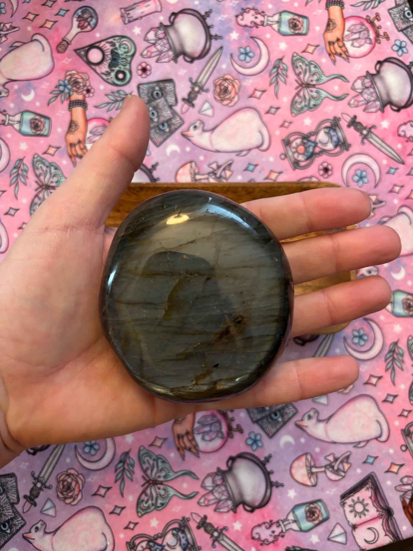 Labradorite Crystal Palm Stones * Crystal Palm Stone * Meditation Stone * Absorb Negativity * Intuition Stone * Palm Stone * Witchy * Pagan