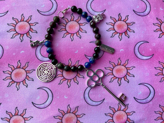 Hekate Devotional Bracelet ~ Hekate Crystal Bracelet ~ Hekate Offering Gift ~ Hekate Bracelet