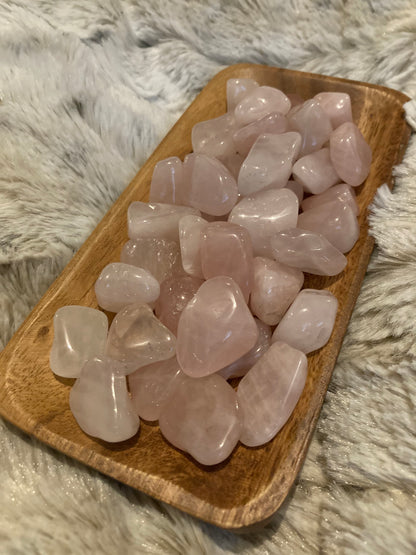 Rose Quartz Tumbled Stone * Rose Quartz * Tumbled Stones * Crystals * Witchcraft * Tumbled Crystals * Wiccan * Pagan * Witch