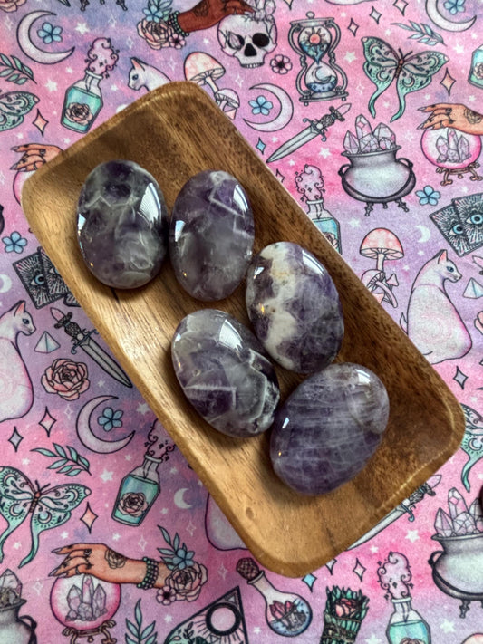 Amethyst Palm Stone* Crystals * Witchcraft * Wiccan * Pagan * Altar Decoration * Spiritual Gift * Witch