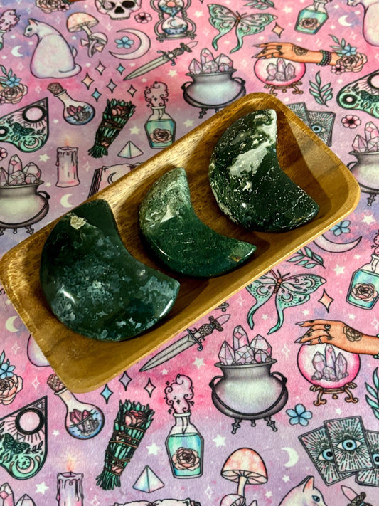 Moss Agate Moon* Crystals * Witchcraft * Wiccan * Pagan * Altar Decoration * Spiritual Gift * Witch