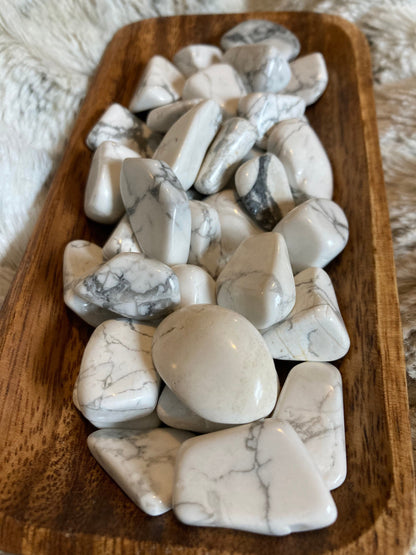 Howlite Tumbled Stone * Howlite * Tumbled Stones * Crystals * Witchcraft * Tumbled Crystals * Wiccan * Pagan * Witch