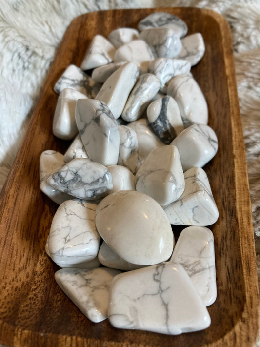 Howlite Tumbled Stone * Howlite * Tumbled Stones * Crystals * Witchcraft * Tumbled Crystals * Wiccan * Pagan * Witch