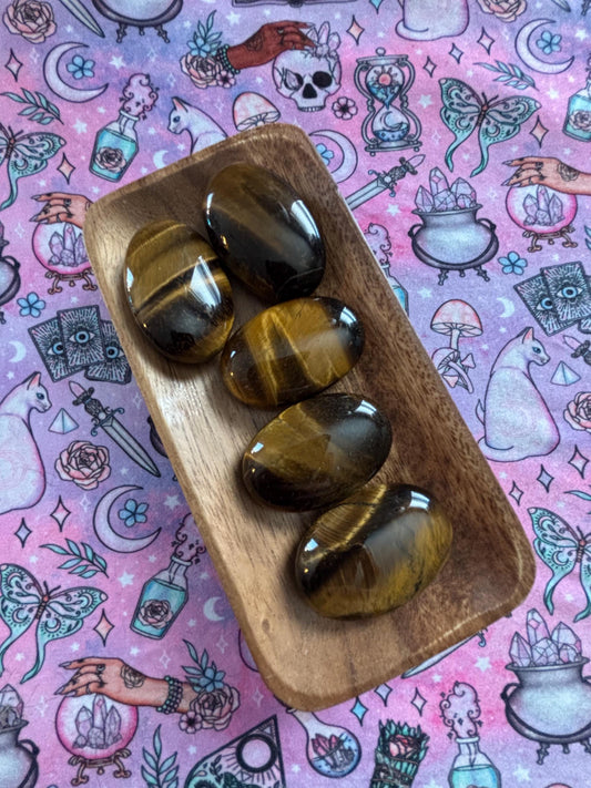 Tigers Eye Palm Stone* Crystals * Witchcraft * Wiccan * Pagan * Altar Decoration * Spiritual Gift * Witch