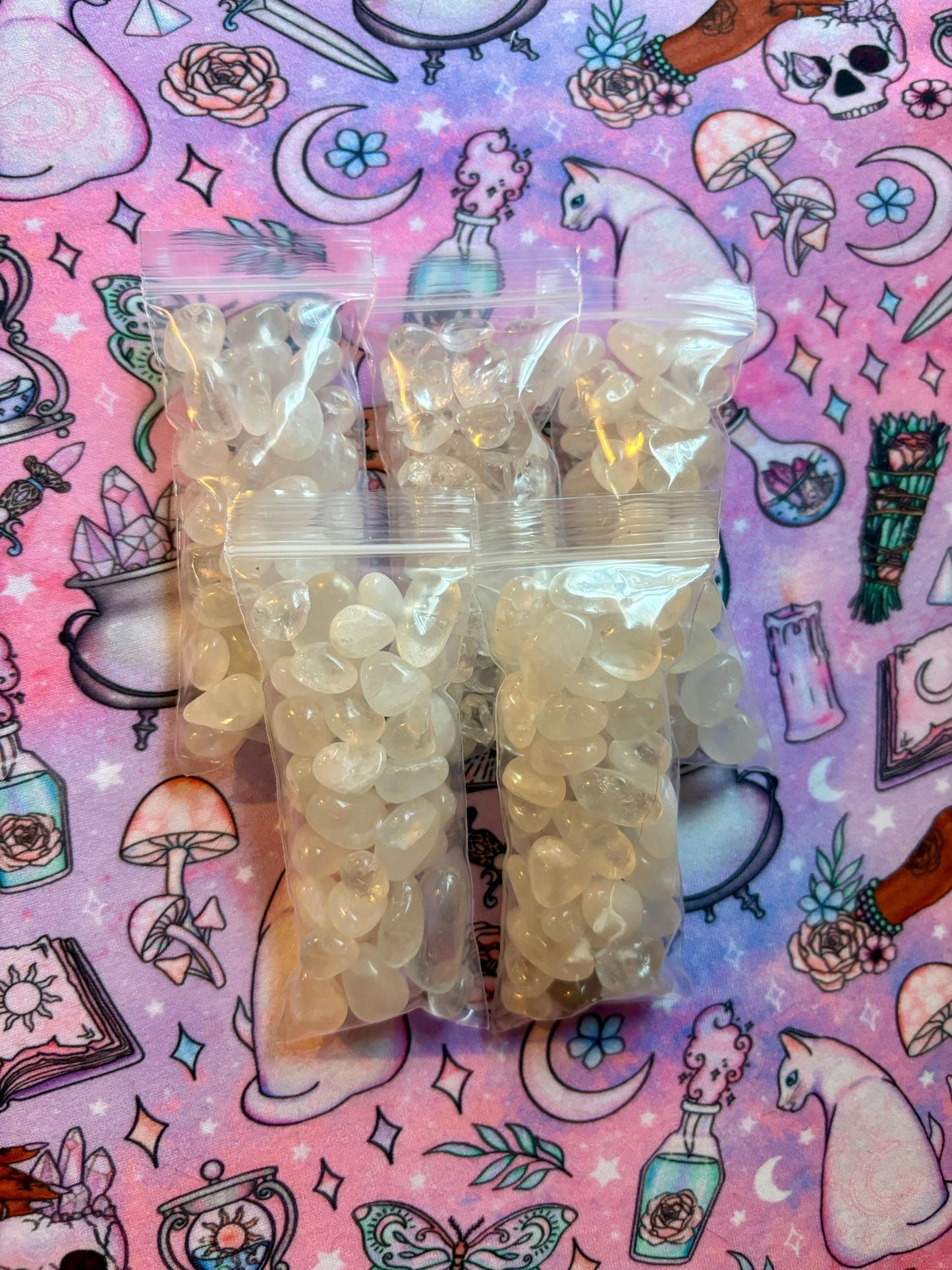Tumbled Chips  Stone  * Tumbled Stones * Crystals * Witchcraft * Tumbled Crystals * Wiccan * Pagan * Witch
