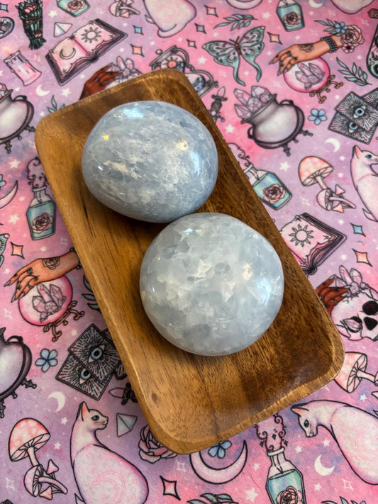 Celestite Palm Stone* Crystals * Witchcraft * Wiccan * Pagan * Altar Decoration * Spiritual Gift * Witch