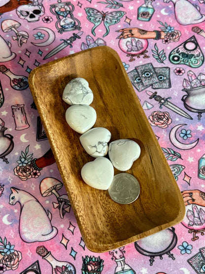 Howlite Crystal Heart* Howlite * Tumbled Stones * Crystals * Witchcraft * Tumbled Crystals * Wiccan * Pagan * Witch