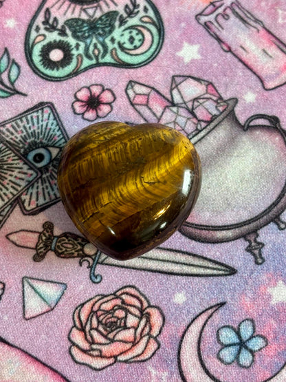 Tiger's Eye Heart * Tiger's Eye * Heart Crystals * Crystals * Witchcraft * Tumbled Crystals * Wiccan * Pagan * Witch