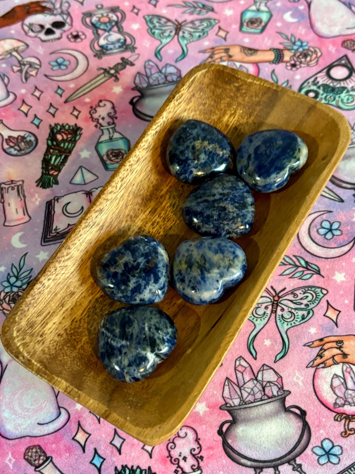 Sodalite Heart Crystals * Sodalite * Tumbled Stones * Crystals * Witchcraft * Tumbled Crystals * Wiccan * Pagan * Witch